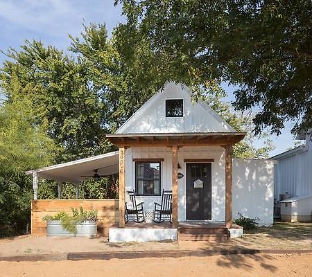 Mustard Seed B&B On The Llano エクステリア 写真