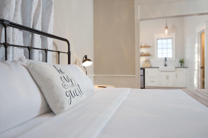 Mustard Seed B&B On The Llano エクステリア 写真