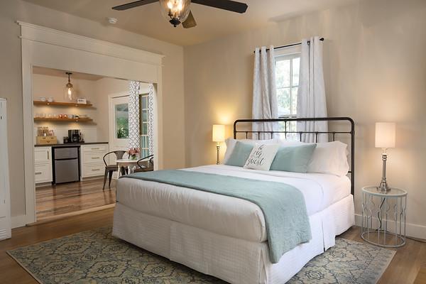 Mustard Seed B&B On The Llano エクステリア 写真